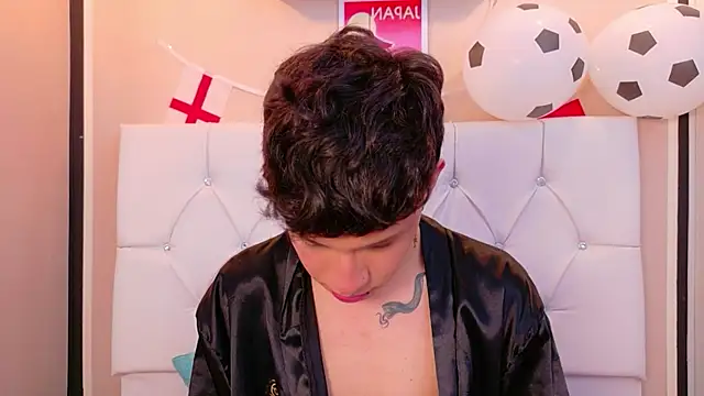 Axel__Evans – Naživo XXX chat