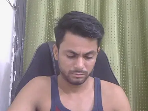 Stubborndesiboy's Live XXX Chat