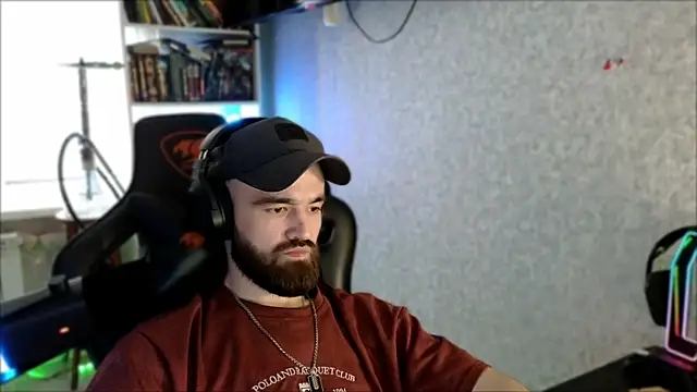 Chat +18 de _Serious_Man ao vivo