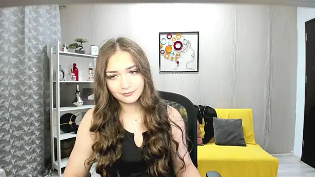 EllaClarke 即時 XXX 聊天