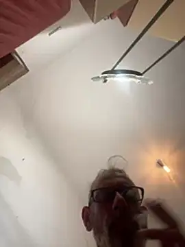 crisfootlicker Chat XXX live
