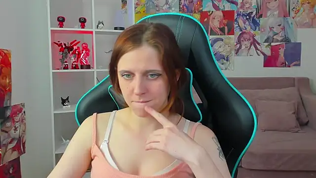 FreyaVeys' Live XXX Chat