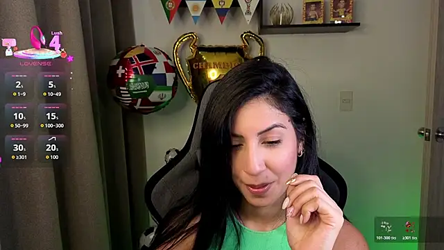 Chat XXX en directo de chloebum_