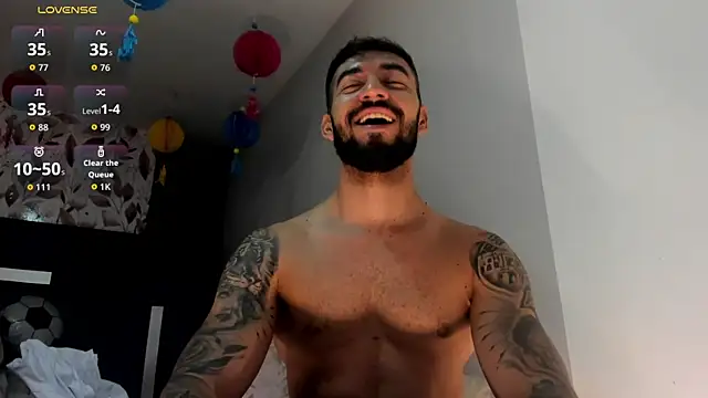 Онлайн чат XXX MarkWalker__