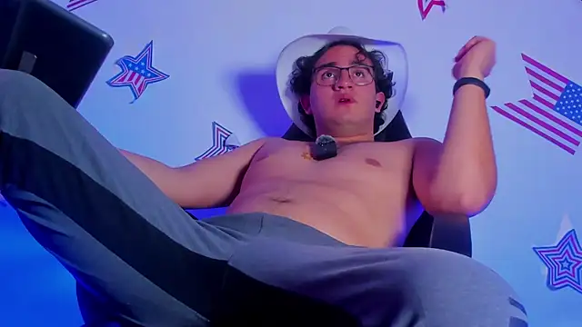 แชท XXX สดของ dylan_xxx1
