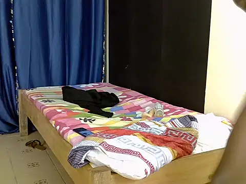 kisskittyX Adlı Modelin Canlı XXX Sohbeti
