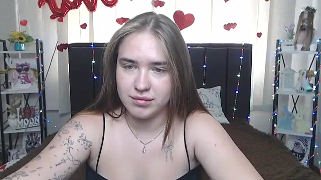 LauraHlot's Live XXX Chat