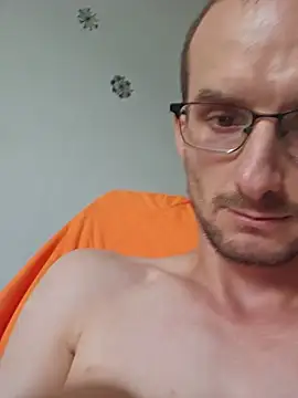UpbeatXiphias webkamerás műsora