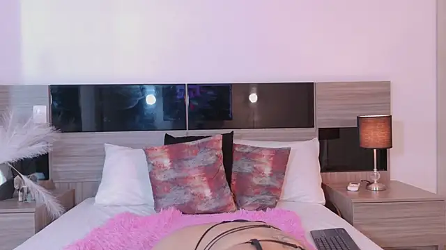 XXX chat uživo modela NinaGarcia