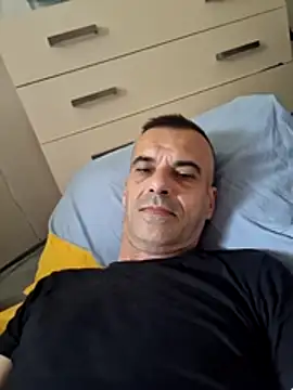ionel12 Chat XXX live