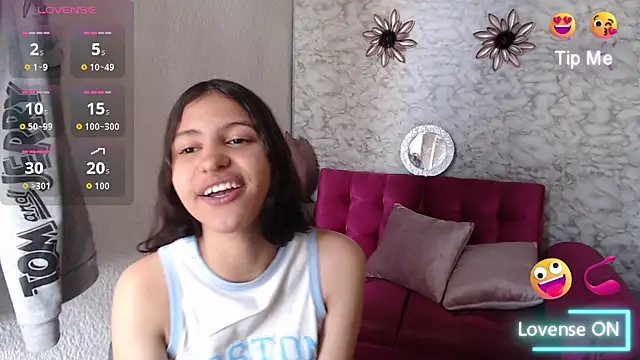 Evagirl69's Live XXX Chat