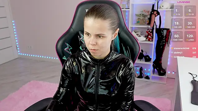 QueenAliceX's Live XXX Chat