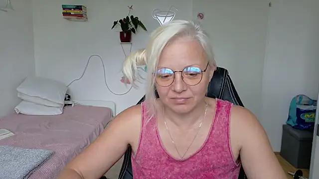 Živý XXX chat Linsy_Kim