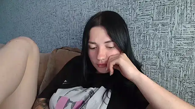 Chatroom XXX en direct de Liana_diva