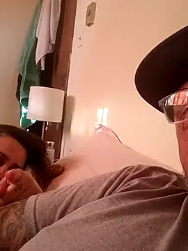 Chat +18 de Mannibee ao vivo