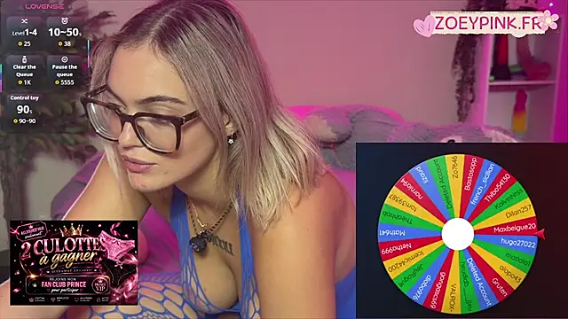 Chat +18 de zoeypink ao vivo