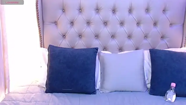 Živý XXX chat Liiamthompson