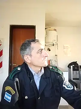 دردشة Alejandro83bsf الجنسية المباشرة