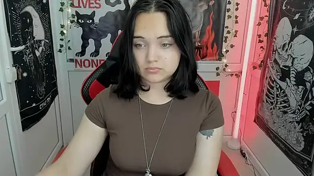 Caroline_cutte – Naživo XXX chat