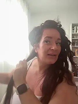 Engel_babe élő XXX-chatje
