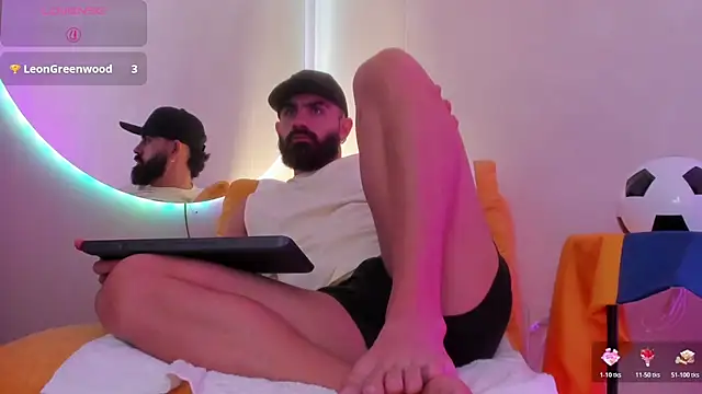 Jotace001 XXX чат на живо