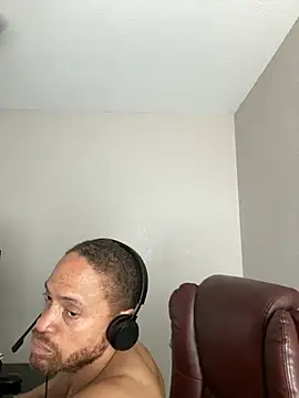 Fathero1time's Live XXX Chat
