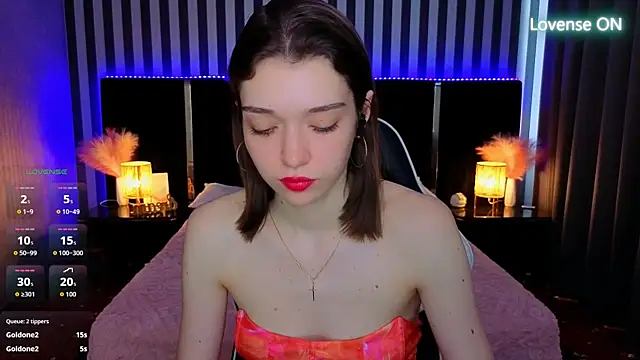 Cherry_Wipe Adlı Modelin Web Kamerası Şovu
