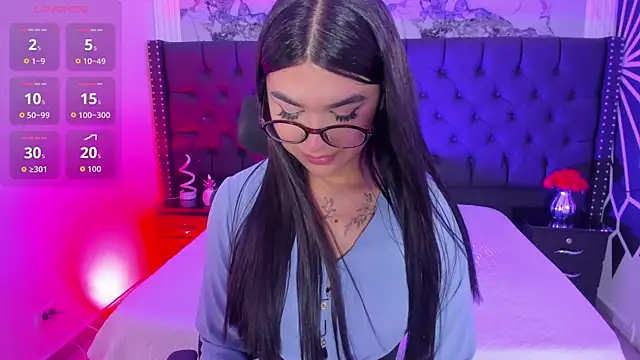 RoseCassie's Live XXX Chat