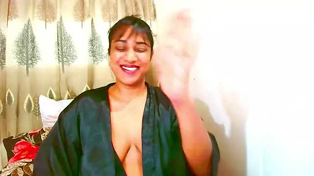 Indian_Erotic69 Adlı Modelin Canlı XXX Sohbeti