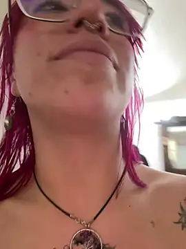 Chat +18 de Kitty_Melodi ao vivo