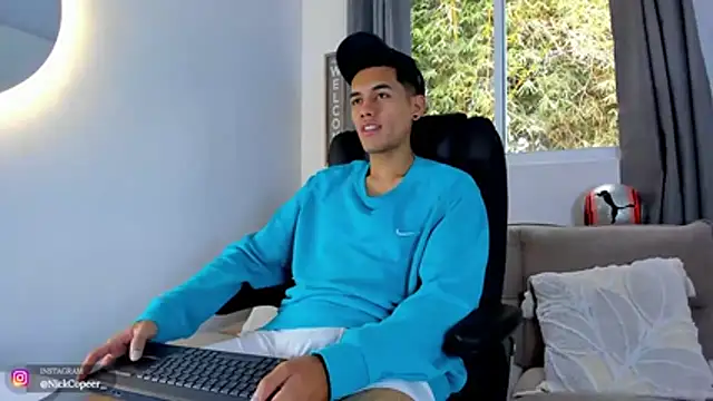Chat XXX ao vivo de NickCopeer_