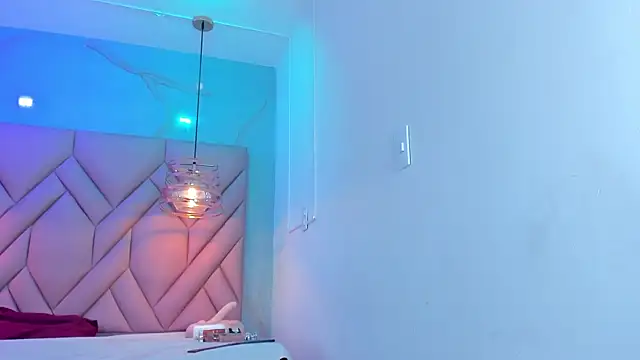 Živý XXX chat AngelaaCute_
