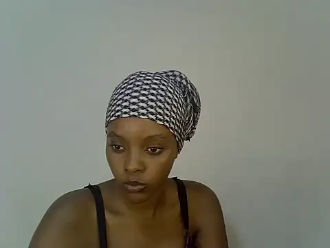 Cherry_Melons Adlı Modelin Canlı XXX Sohbeti
