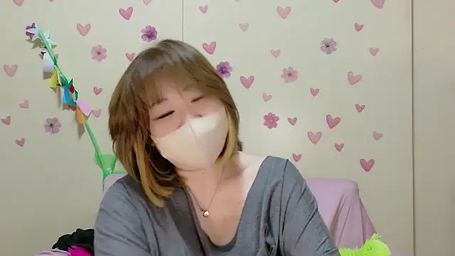 nana_desuのウェブカメラショー