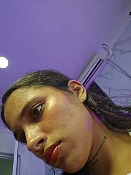 Chatroom XXX en direct de Lorena_Mcfly
