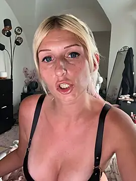Živý XXX chat barbiplaymate