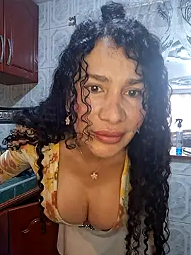 دردشة Lina_444 الجنسية المباشرة