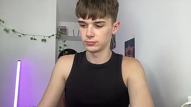 YourMilkyGuy Live XXX-Chat