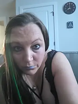 Queenemerald Live XXX-Chat