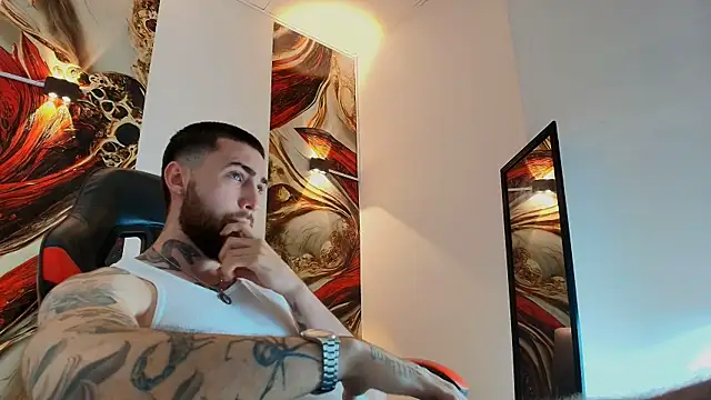 Luke_davis01 Show in webcam