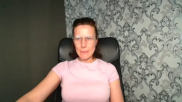 Kelly_Kisss 现场XXX聊天
