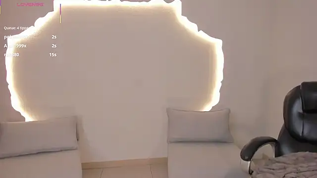 Živý XXX chat VeronicaBlue