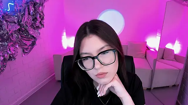 JennyGibson Adlı Modelin Canlı XXX Sohbeti