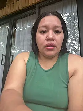 Lovelipsbig XXX чат на живо