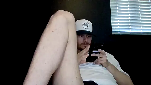 Chatroom XXX en direct de Mikecloudyhawk