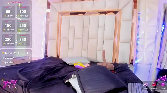 Sarah_Adamss' Live XXX Chat