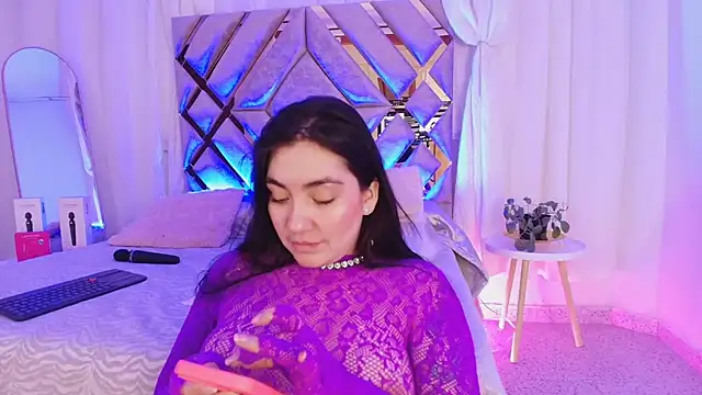 Živý XXX chat KathiaJenner