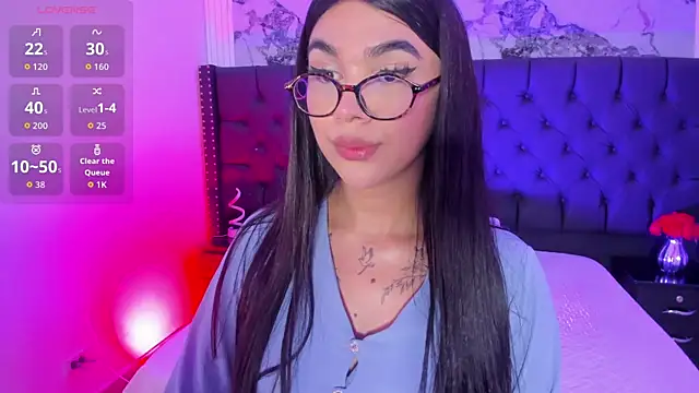 RoseCassie Chat XXX in diretta