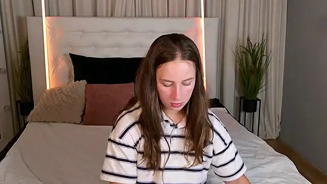 Chat XXX ao vivo de NadinnL