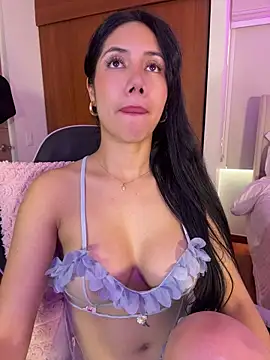 Živý XXX chat ArianaReynoldss